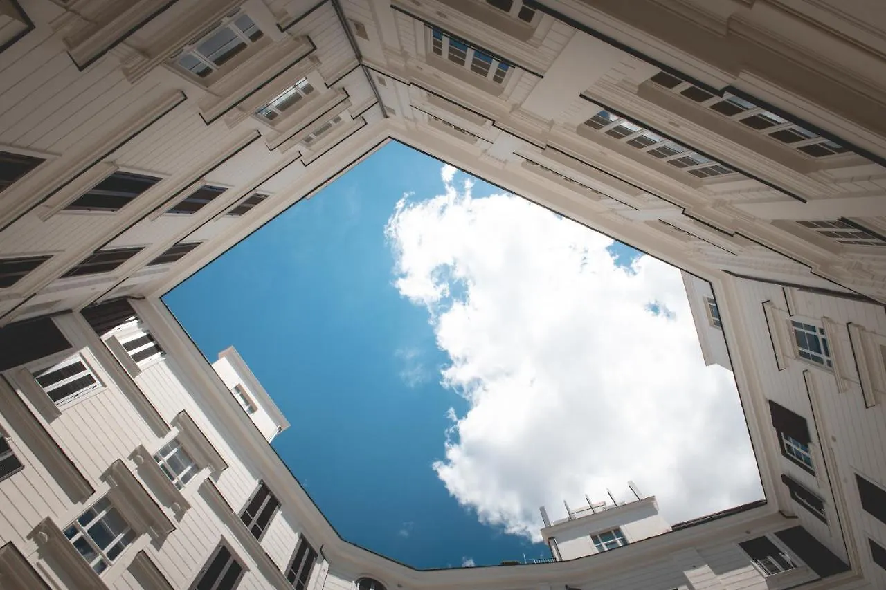 Palazzo Nana Suites & Apartments Naples