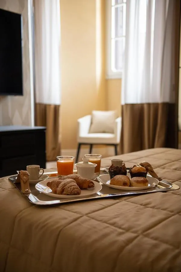 Palazzo Nana Suites & Apartments Naples Italy